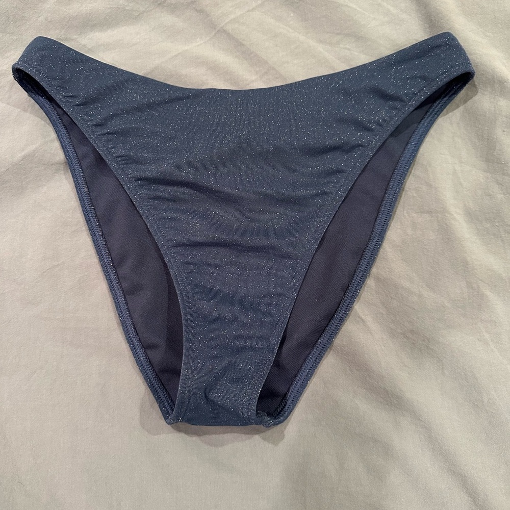 Abercrombie swim bottom size small